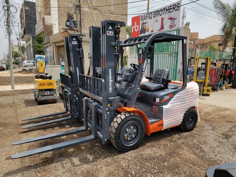 3 Ton Brand New Forklifts Lifters for Sale in Karachi, All Pakistan De 16