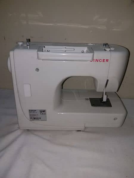 Singer Sewing Machine 2