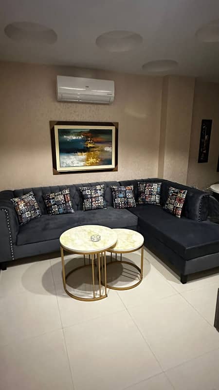 One Bed Luxury Furnished Brand New Apartment For Sale In Bahria Town, Lahore. 7