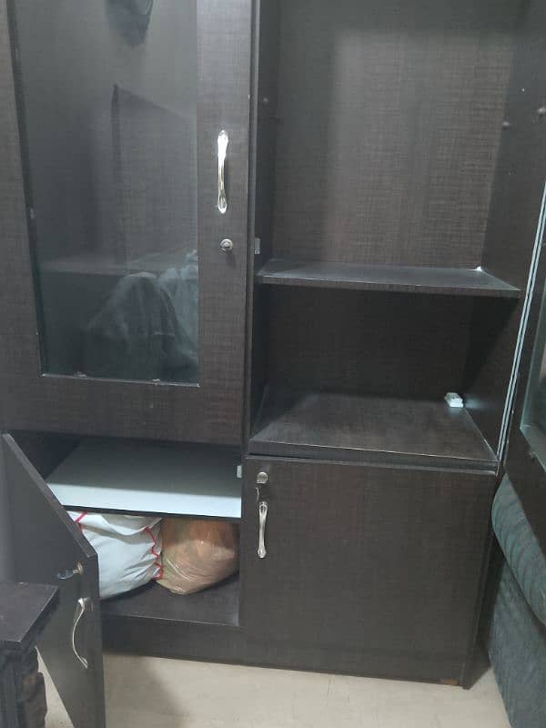 slightly used good quality wooden showcase 2