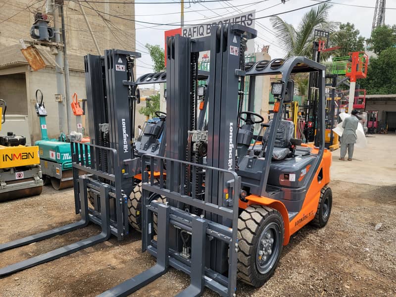 3 Ton Brand New Forklifts Lifters for Sale in Karachi, All Pakistan De 6