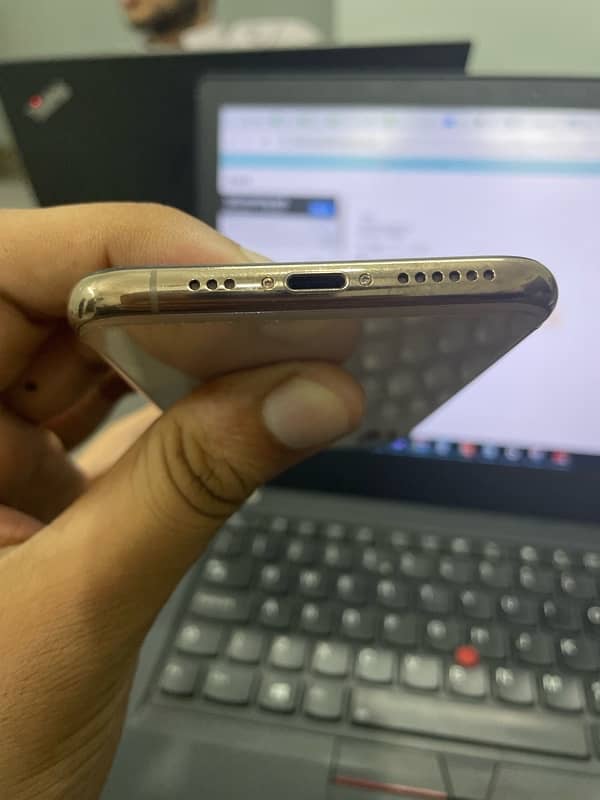 Iphone xs 64gb Factory Unlock 2