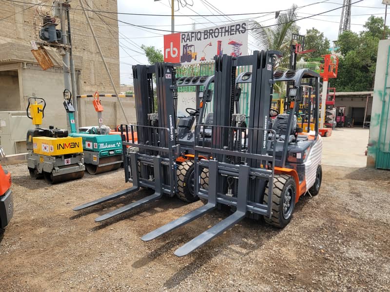 2024 Brand New Forklifts Lifters for Sale in Karachi, Pakistan Deliver 5