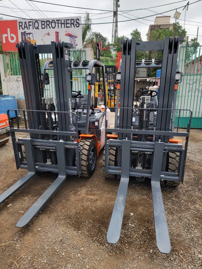 2024 Brand New Forklifts Lifters for Sale in Karachi, Pakistan Deliver 6