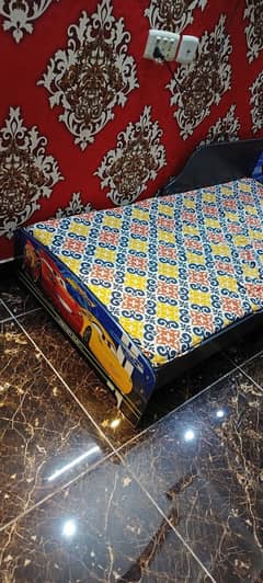 Kids bed /kids car bed/Kids bed AVAILABLE  final price