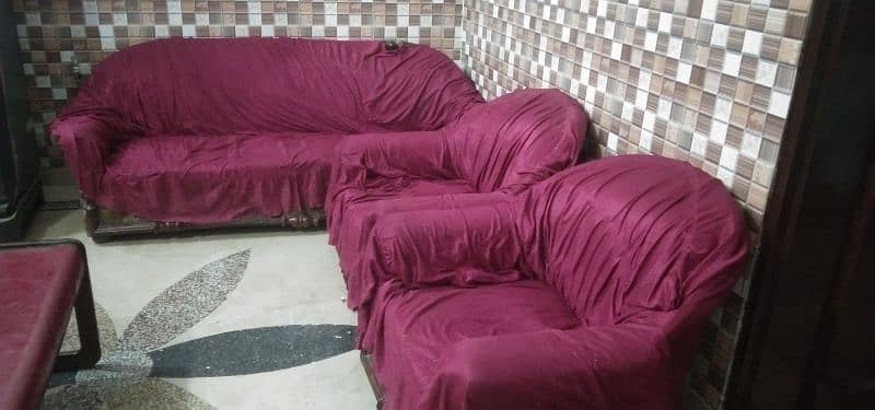 Sofa Set/ 5 Seater in Rawalpindi 2