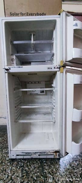 Dawlance Fridge For Urgent Sale 7