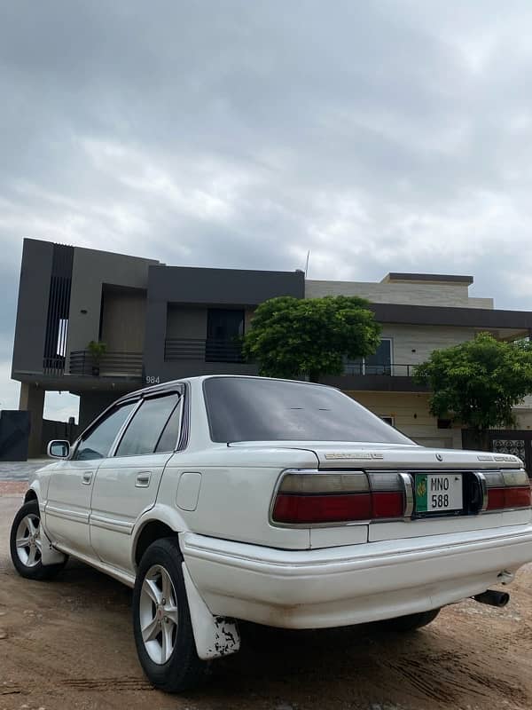 Toyota Corolla XE 1988 5