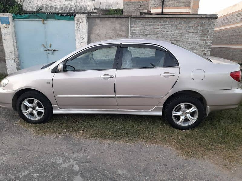 Toyota Corolla Altis 2005 15