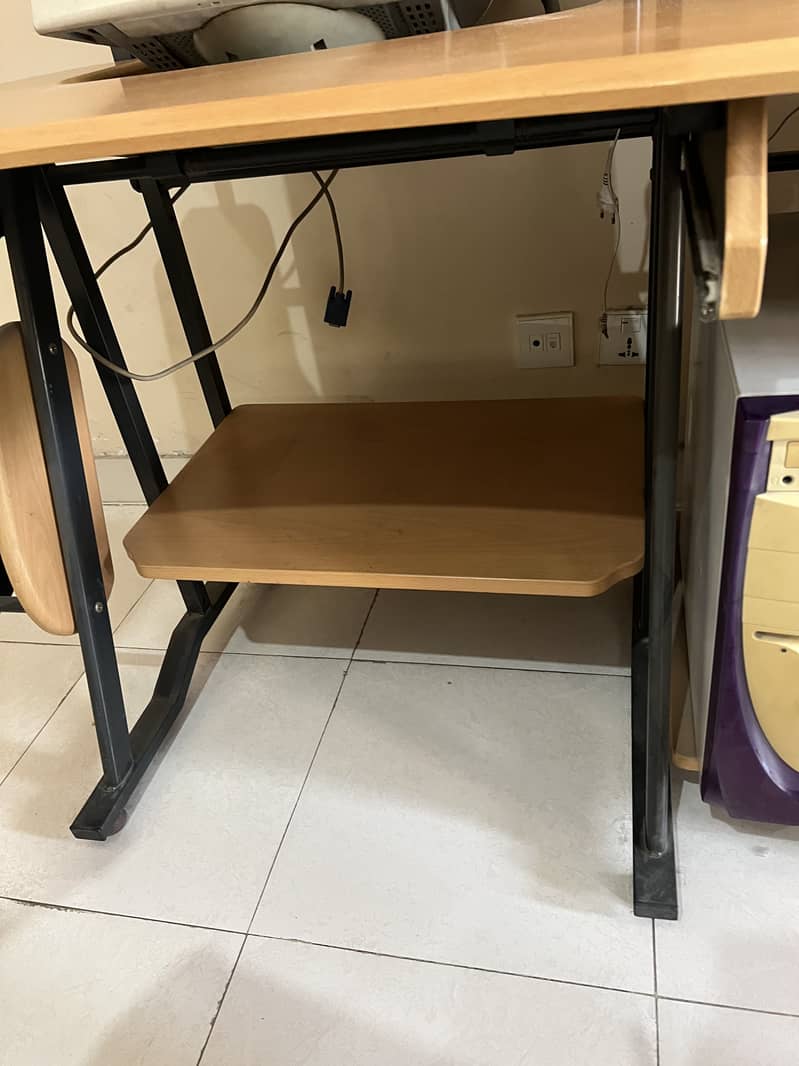 Imported Computer Table/ Office or Study Table (can be disassembled) 4