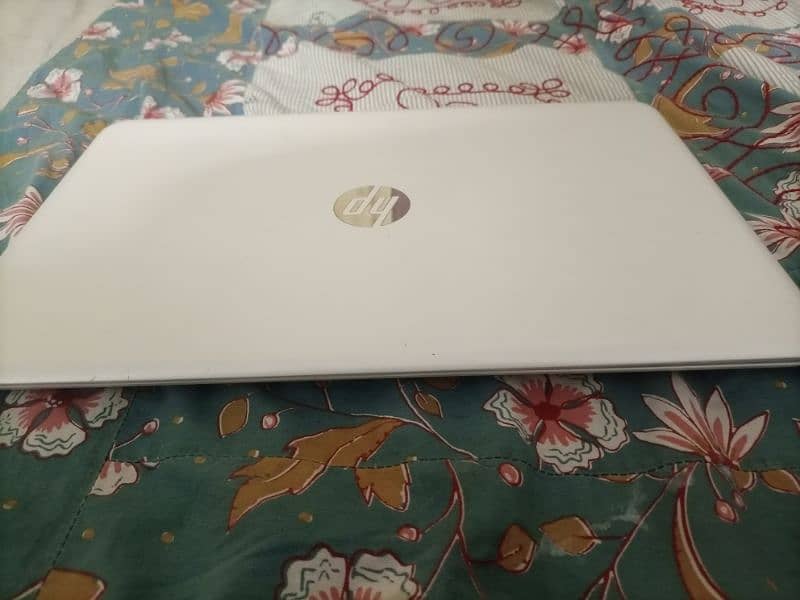 ho laptop 3