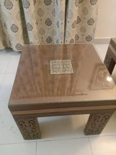 canter table and side table 0