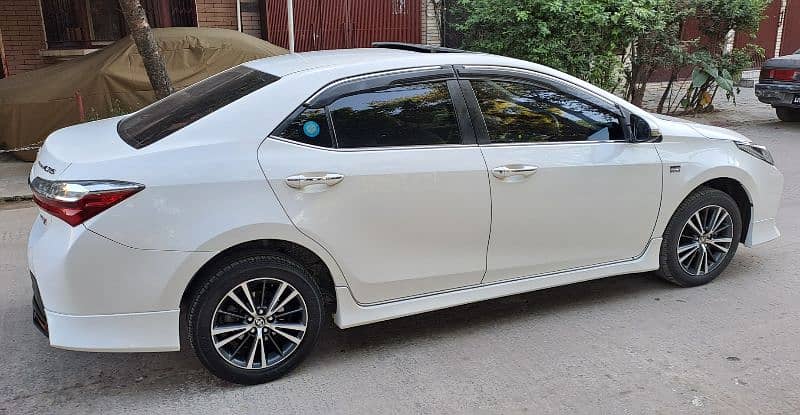 Toyota Altis Grande 2019 Full Option Excellent 2