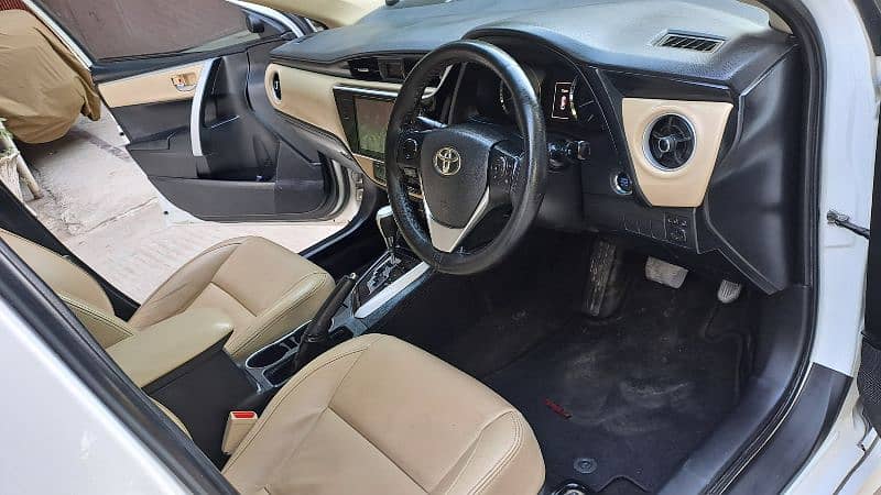 Toyota Altis Grande 2019 Full Option Excellent 11