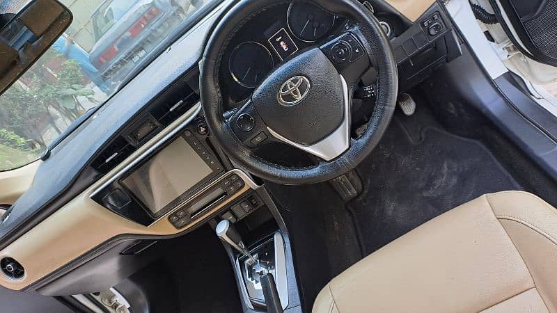 Toyota Altis Grande 2019 Full Option Excellent 12