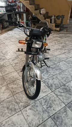 Honda 70 for sale contect No 03013253637 0