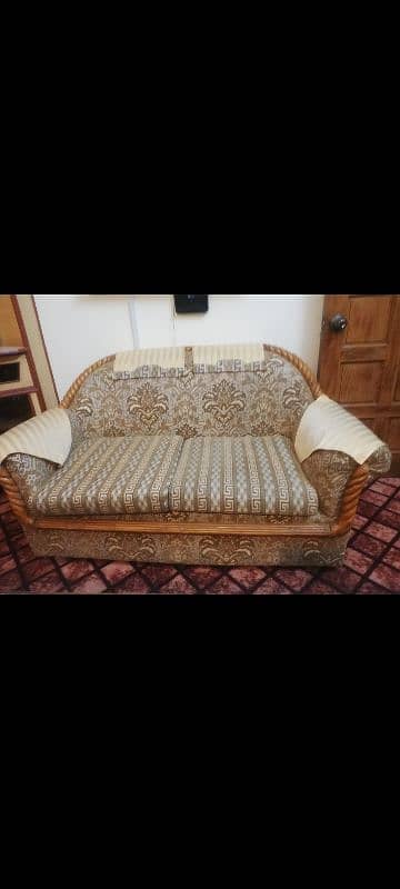 2 Seater Sofa for sale 2