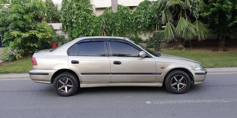 Honda Civic Prosmetic 1998 in very very good condition 3