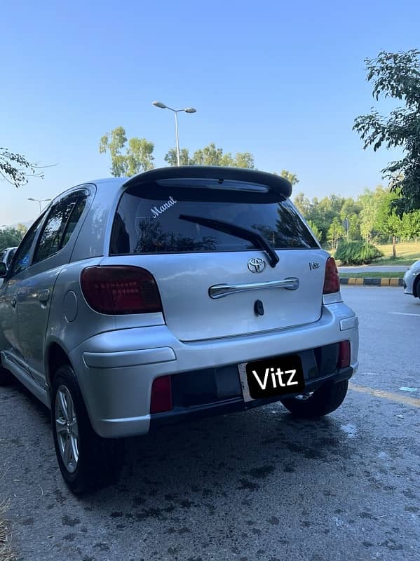 Toyota Vitz 2001 9