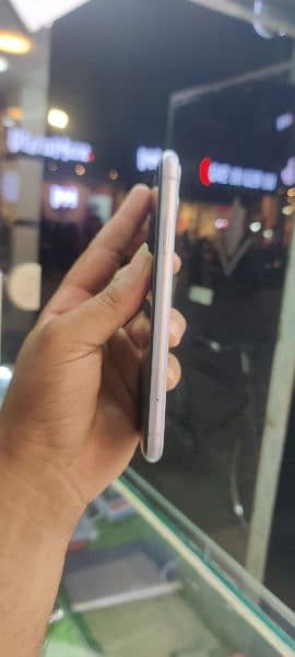 Iphone 11 64GB non pta 2