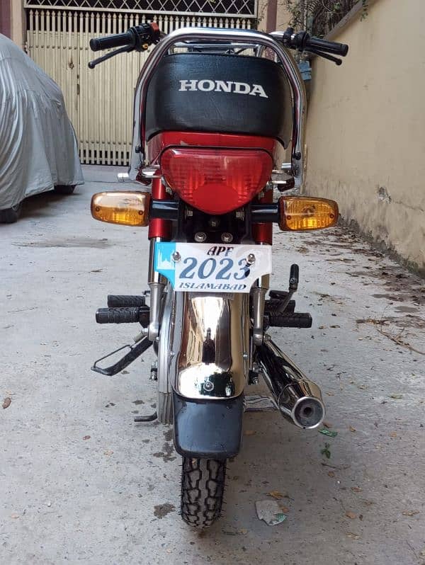 Honda CD70 2023 Model 3