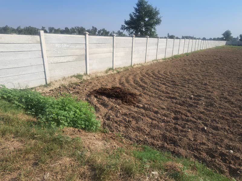 Luxury Farmhouse Land 20 Kanal 18 Marla for Sale Near Bedian Road, Lahore! 50 Lac per Kanal 3