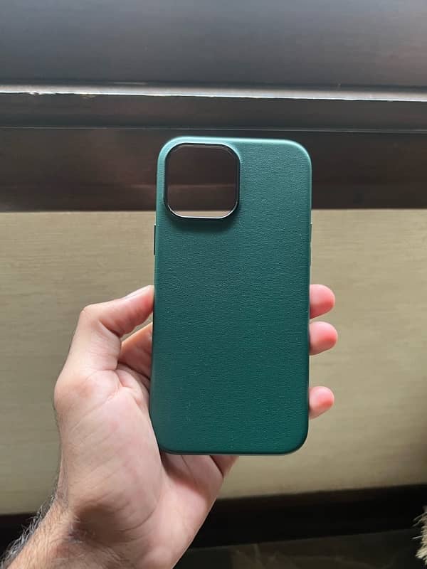 iphone 13 pro max leather cases available 4