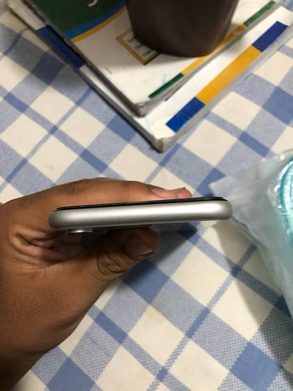 iphone xr factory 64gb sim glitch bettery an pnl chng orginal pnl laga 4