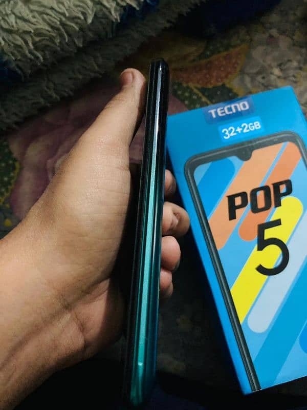 pop5 tecno 4