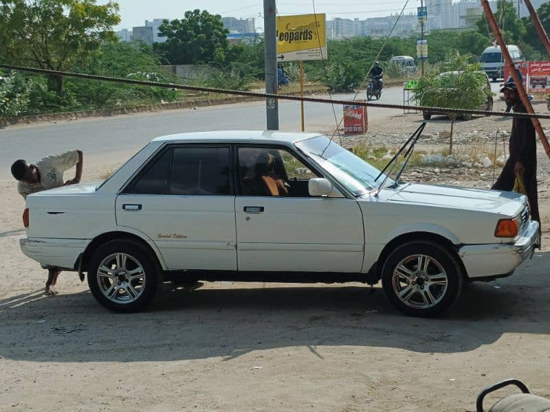 Nissan Sunny 1986 2