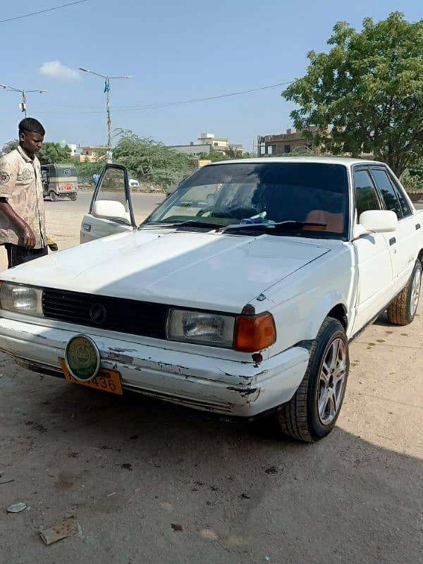 Nissan Sunny 1986 3