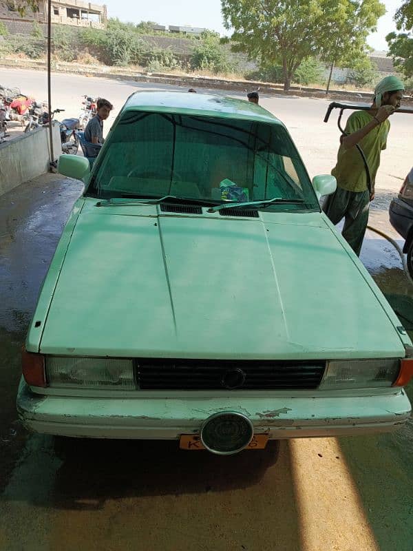 Nissan Sunny 1986 5