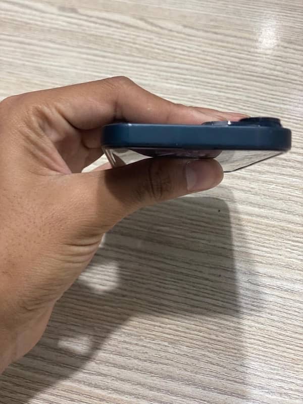 Iphone 14 LLA Non pta Jv 128 GB 5