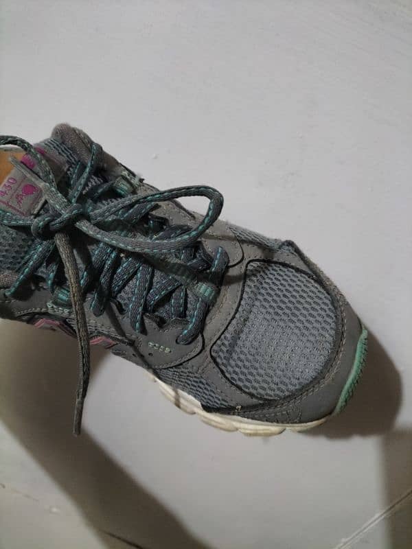 newly used shoes for 1000 1