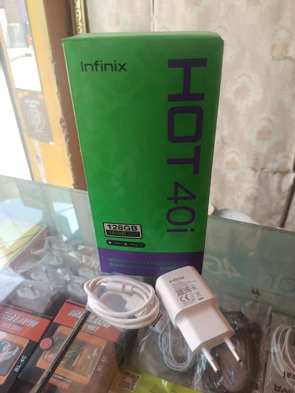 infinix Hot40i 8/128 2