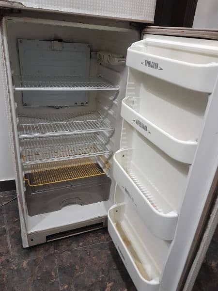 Dawlance Good Condition Fridge 1