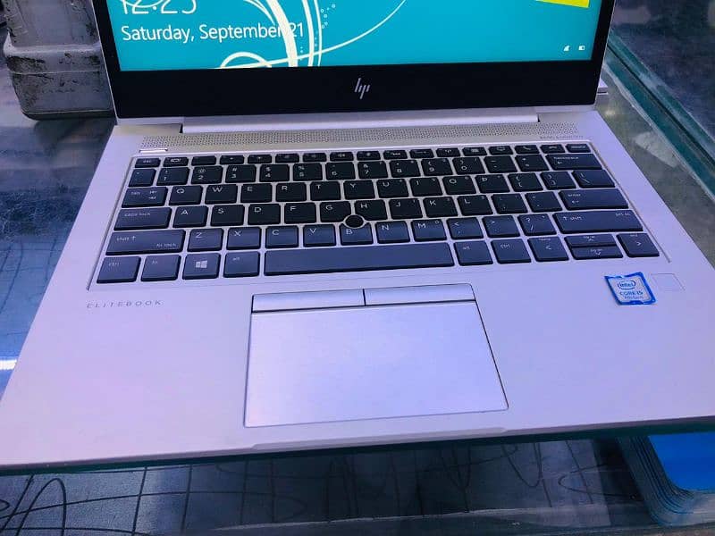 HP laptop elitebook 830 g5 model 3