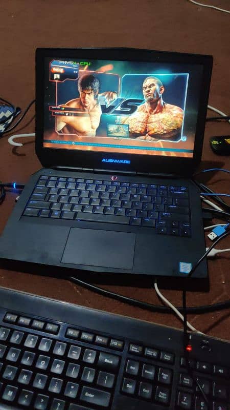 Alienware R2 13 3