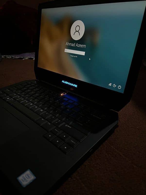 Alienware R2 13 4