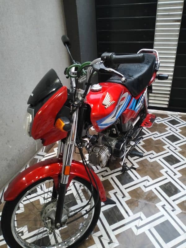 Honda CD 70 DREAM 1