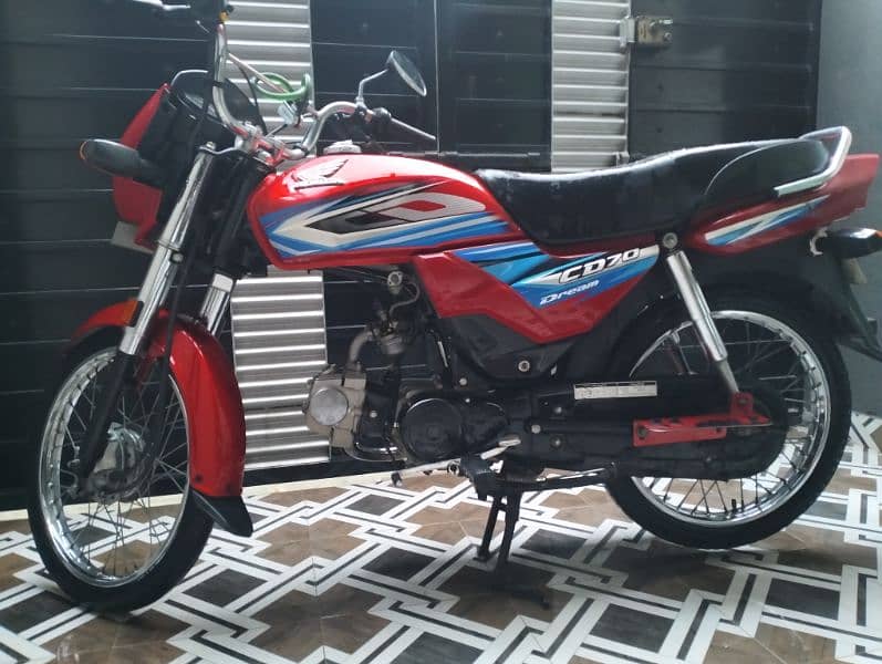 Honda CD 70 DREAM 5