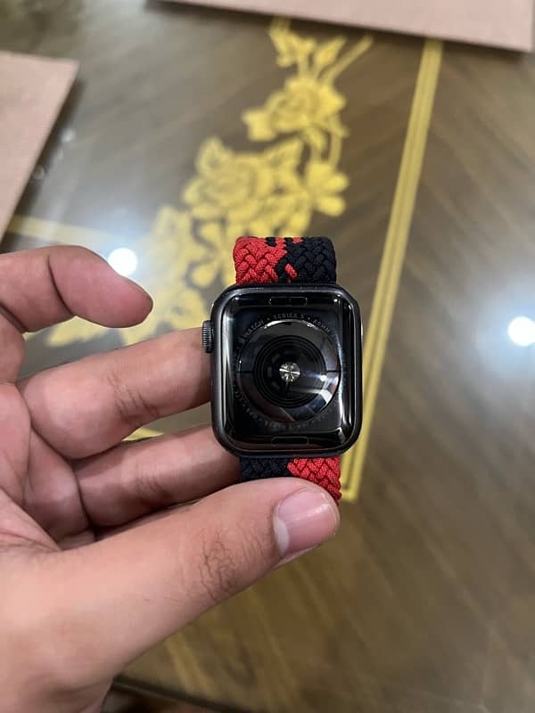 Apple Watch Series 5 3