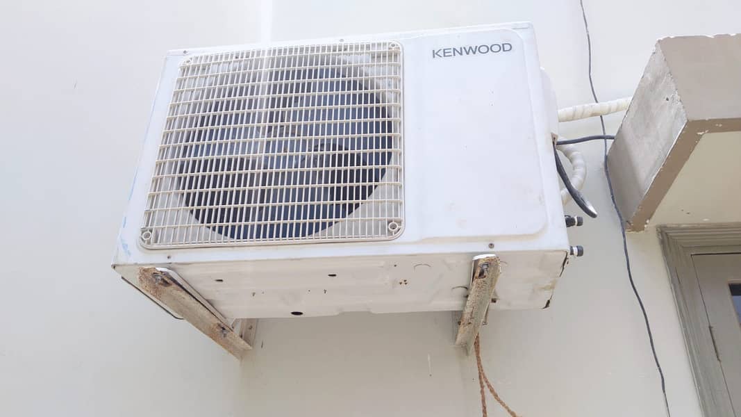 Inverter Kenwood ac 1. . 5 ten new condition ziyda used NH ha Sirf gu 1