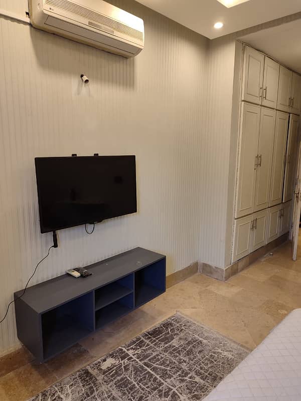 Per Day Luxury Furnished 1 Bed Apartment F-11 7