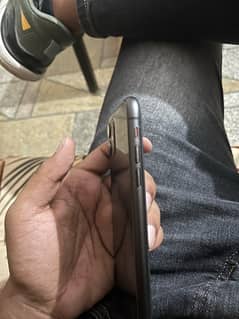 IPHONE 11 NON PTA WITH BOX 0