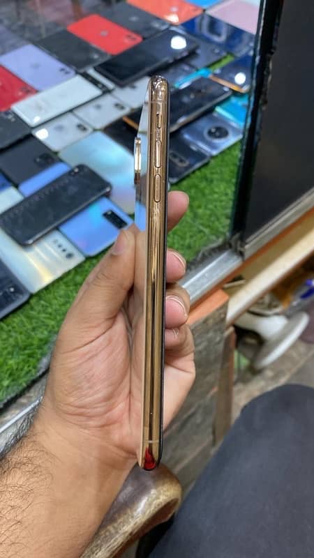 Iphone XS Max 256 gb PTA approved 3