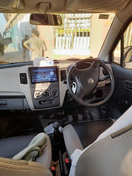 Suzuki Wagon R 2015 9