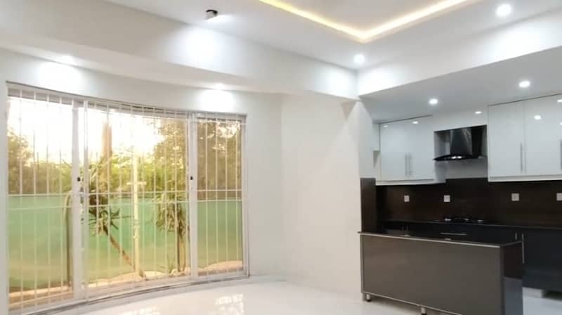 G-11/3 PHA C-Type Fully Renovated Tile Floor Flat For Sale 33