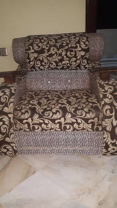 5 seater sofa set. . ! 1