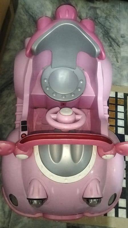 baby/kids electric car with excellent condition also remote controlcar 2